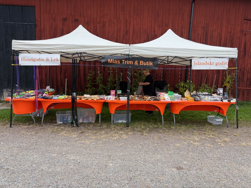 Mias Trim & Butik på event med försäljningsstånd